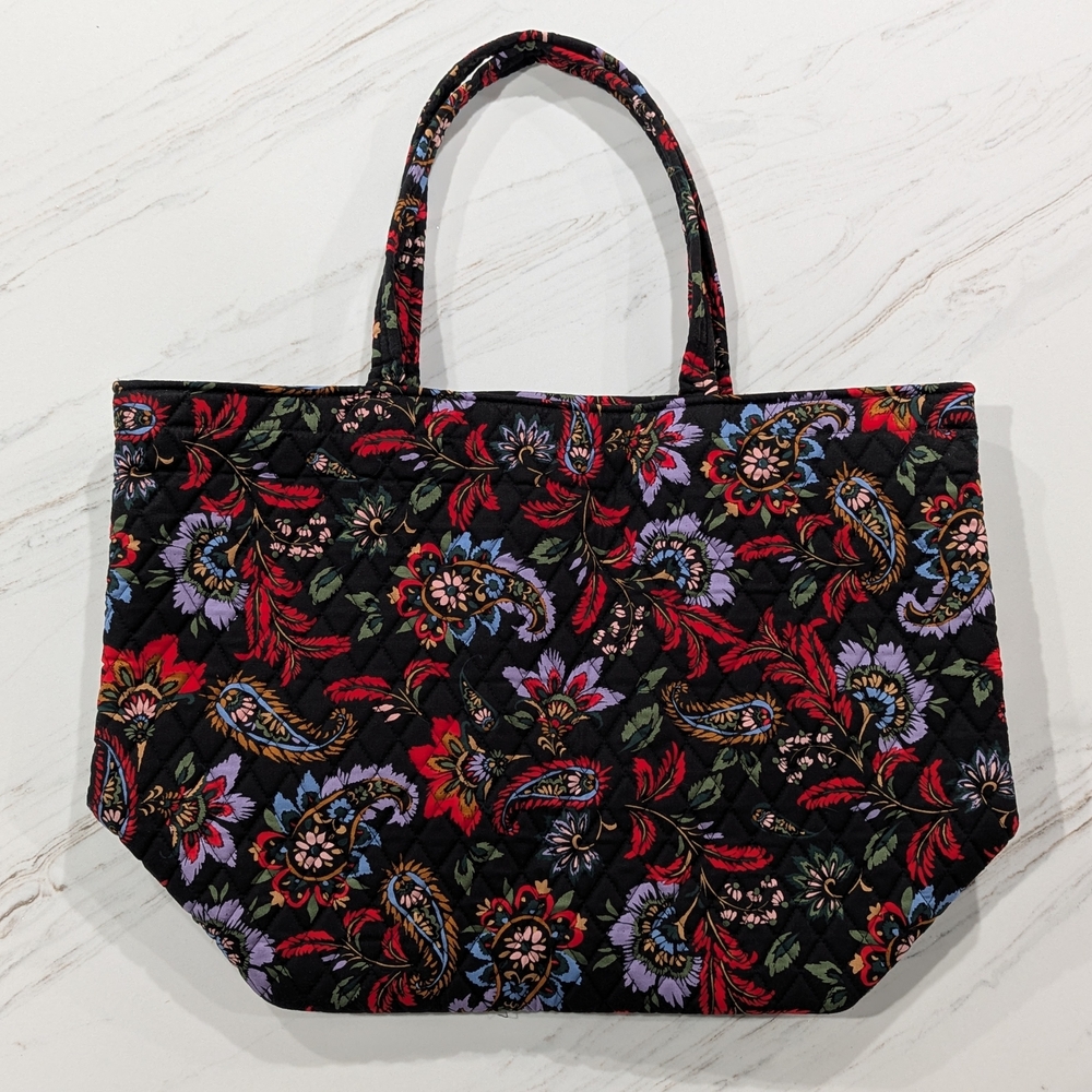 Vera Bradley Essential Grand Tote - Venetian Paisley